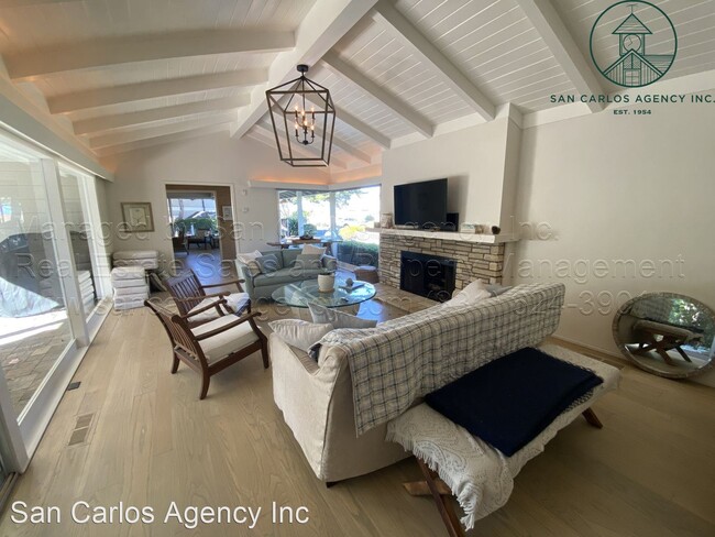 Building Photo - 2 br, 2.5 bath House - 936 Sand Dunes Road
