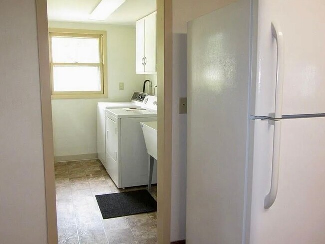 Foto del edificio - Home for Rent