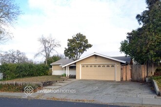 Building Photo - 402 Springvalley Dr