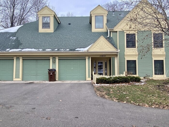 Primary Photo - 2BR/2BA Plymouth Condo Available