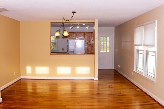 Photo - 115 London Plain Ct House