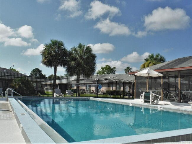 Building Photo - 129 Las Brisas Way