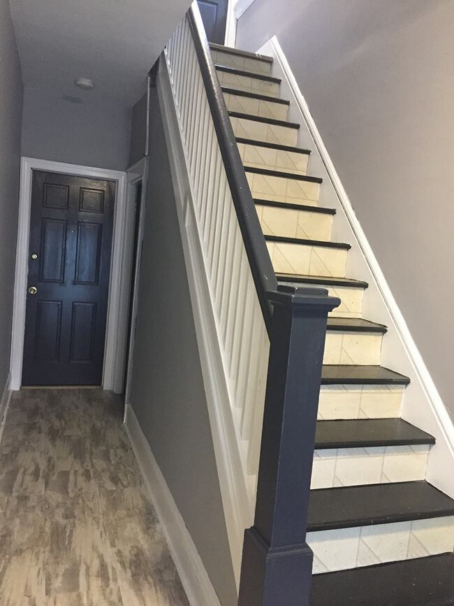 Foto del edificio - 680 N 8th St