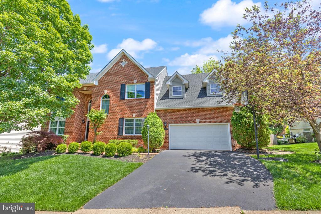 Foto principal - 46448 Montgomery Pl