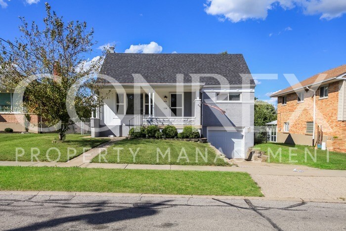 Primary Photo - Charming Brick Three Bedroom