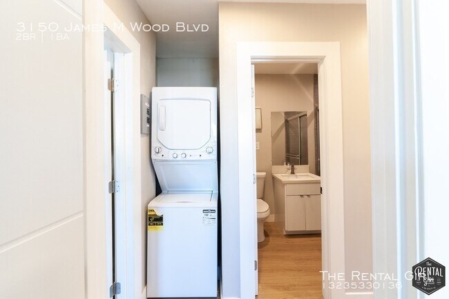 Foto del edificio - 3150 James M Wood Blvd