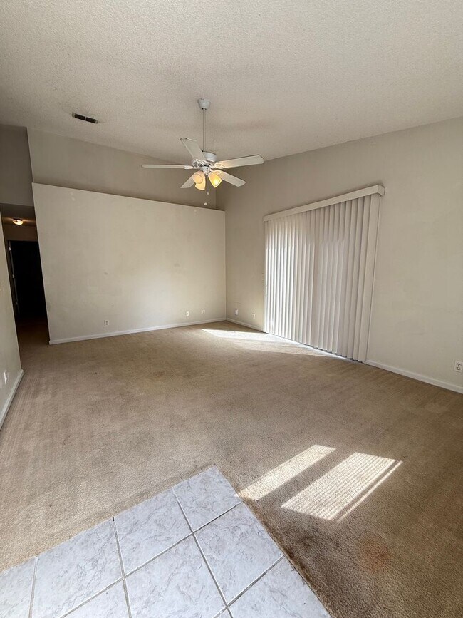 Foto del edificio - 150 Lakemont Dr