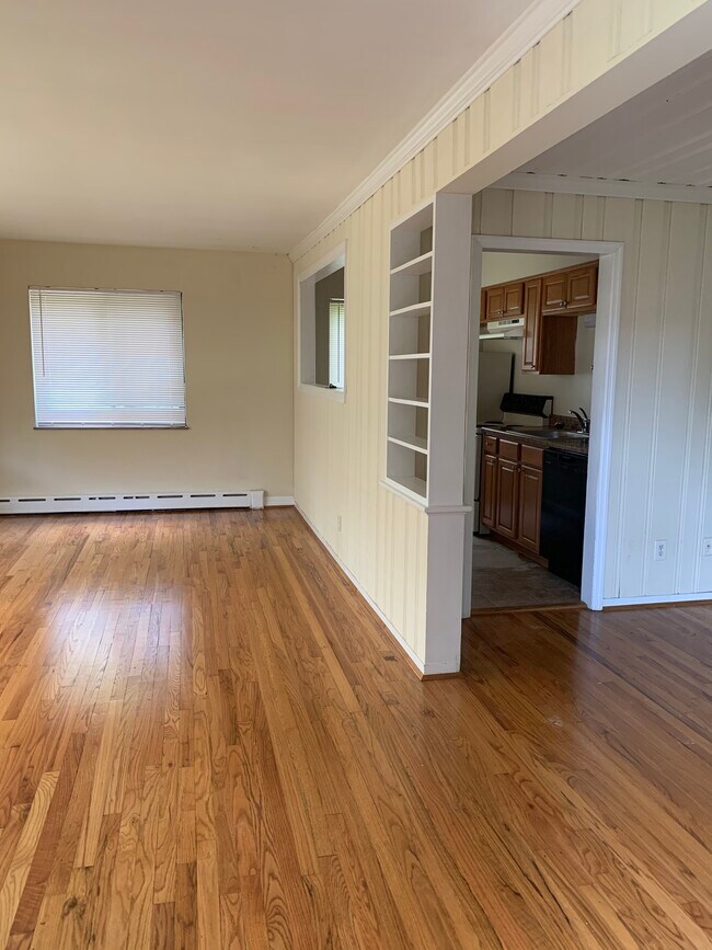 Foto del edificio - 1614 Beacon St