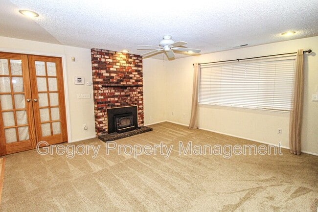Building Photo - 14713 47th Ave W