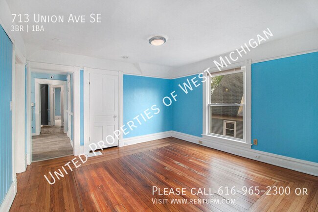 Building Photo - Available Now | 3 Bedroom 1 Bath Upper Uni...