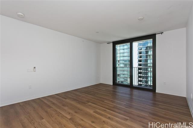 Foto del edificio - 987 Queen St