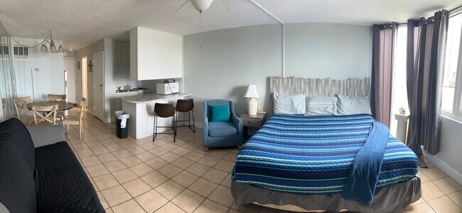 Foto del edificio - 8817 S Thomas Dr