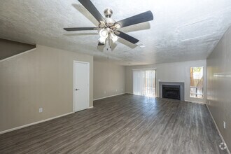 2BR, 2.5BA - 1,282SF - Living Room - Mesa Del Oso