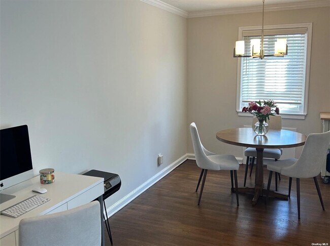 Building Photo - 53 Nathan Hale Dr