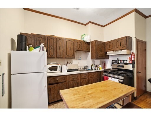 Primary Photo - 248 Shawmut Ave