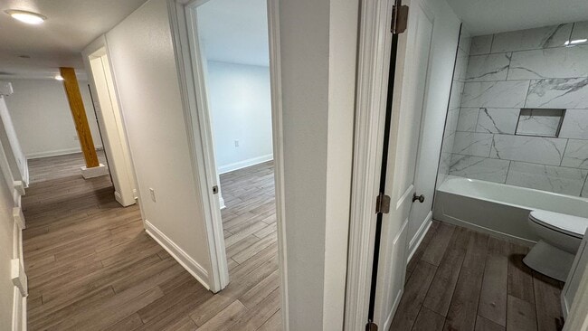 Building Photo - Freshly Renovated 2bd/1ba with New Appliances Near Campus