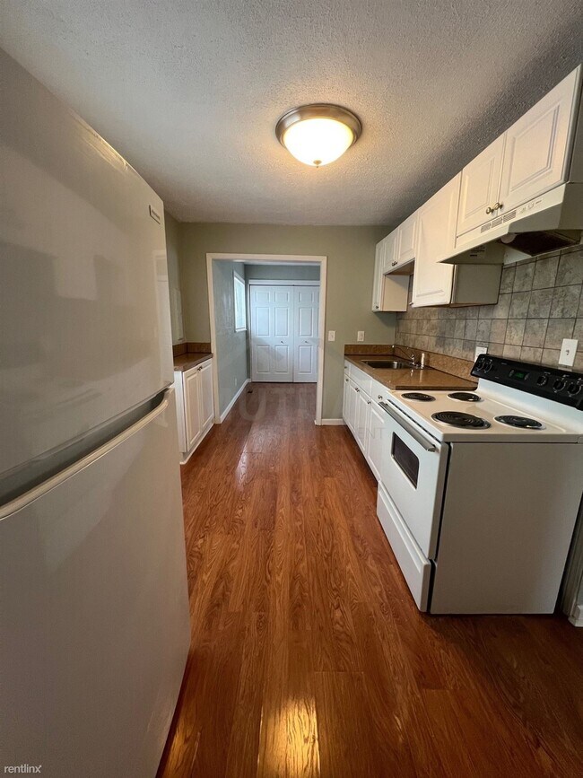 Building Photo - 3 br, 1 bath House - 21586 Poinciana St