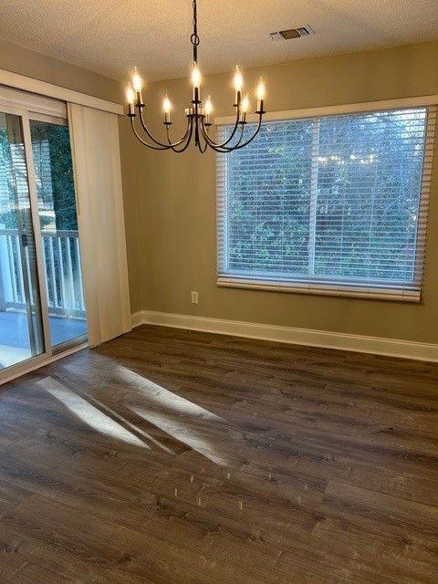 Building Photo - 28 Middleton Ct