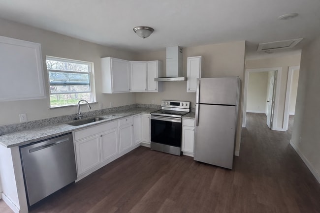 Building Photo - 1234 Coleman St