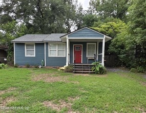 Building Photo - 3353 Dellwood Ave