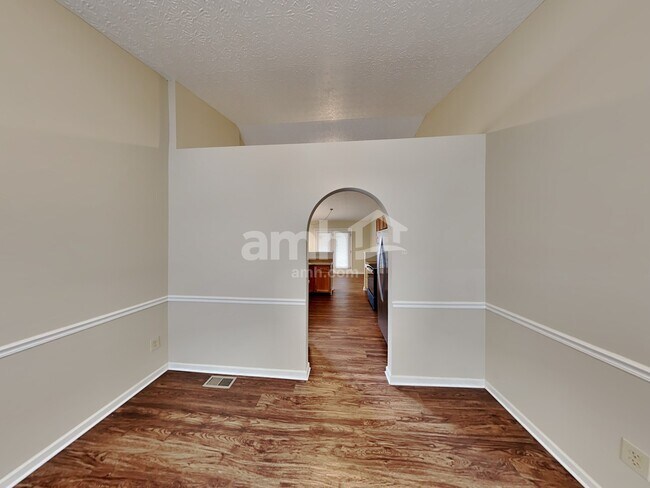Foto del edificio - 219 Wellington Place SW