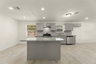 Building Photo - 22019 Kenchester Dr