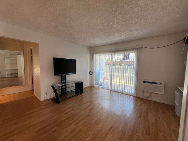 Foto del edificio - Park Villa South Studio with Murphy Bed