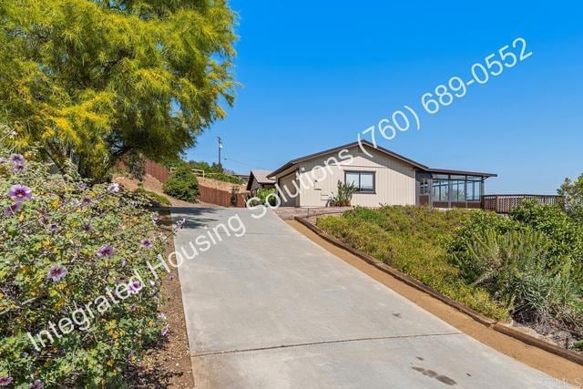 Building Photo - 945 Pinon St