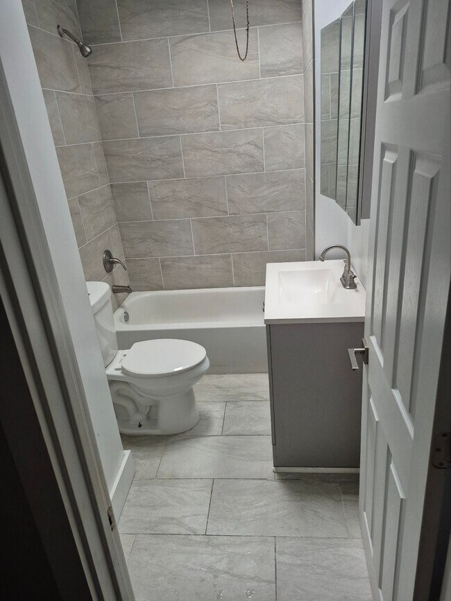 Foto del edificio - Inviting 3-Bedroom Home Perfect for Comfortable Living