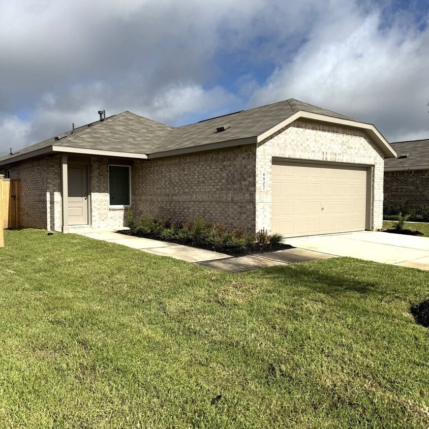 Foto principal - 6819 Lantana Leaf Ln