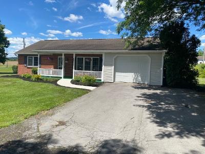 Building Photo - 155 Village Dr