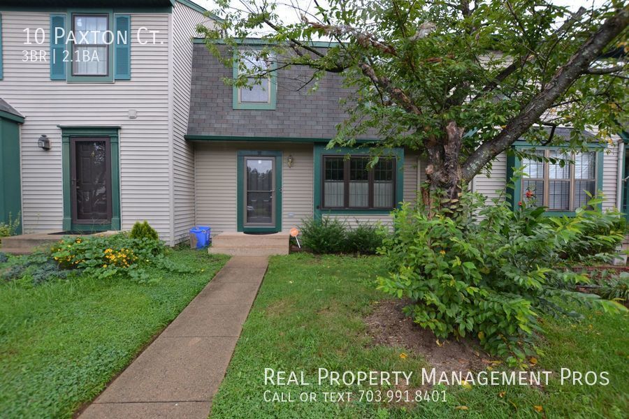 Primary Photo - Completely Renovated Townhouse In Countrys...