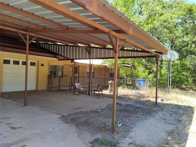 Building Photo - 19219 Hogeye Rd