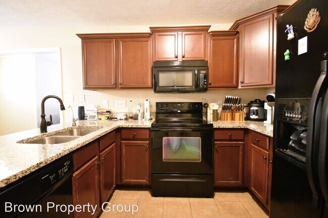 Building Photo - 3 br, 2 bath House - 214 Cross Creek Dr