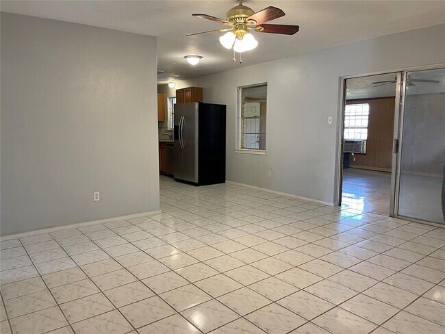 Building Photo - 9719 Fonville Dr