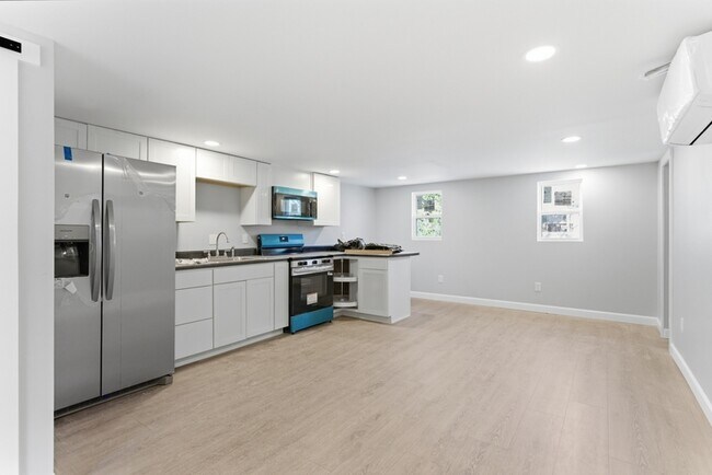 Foto del edificio - 4917 Moreland Heights Ln