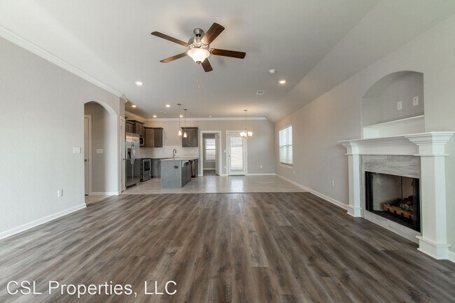 Building Photo - 3 br, 2 bath House - 4352 Havana