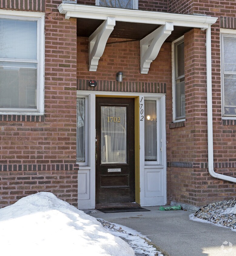 Foto del edificio - 1702 Hague Ave