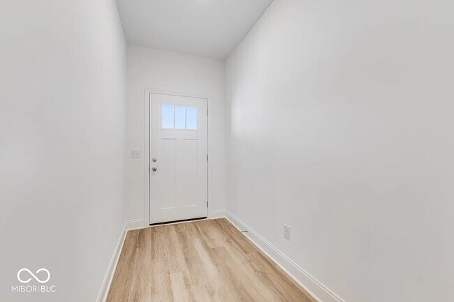 Foto del edificio - 5759 County Road W 750 N