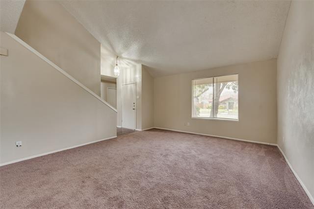 Building Photo - 3104 Raintree Dr