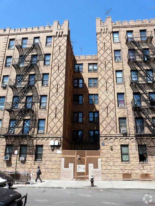 1599 Watson, ¡alejado - 1599 Watson Ave