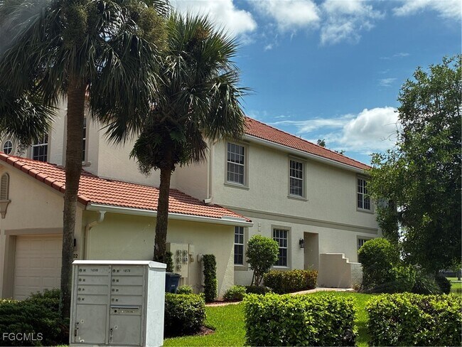 Foto del edificio - 16570 Crownsbury Way