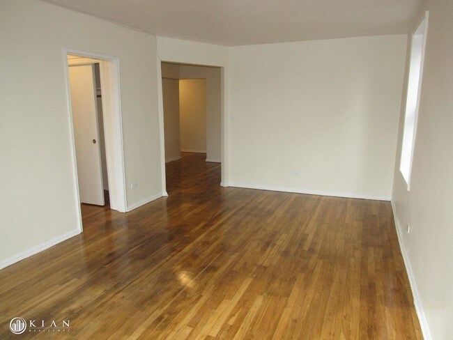 Building Photo - 14345 Sanford Ave