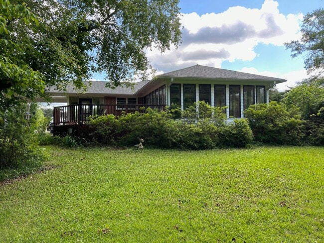 Foto del edificio - 87 Davis St