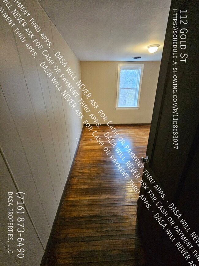 Foto del edificio - 112 Gold - 3 Beds / 1 Bath