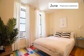 Foto principal - Private bedroom in 5 bed/2 bath Home