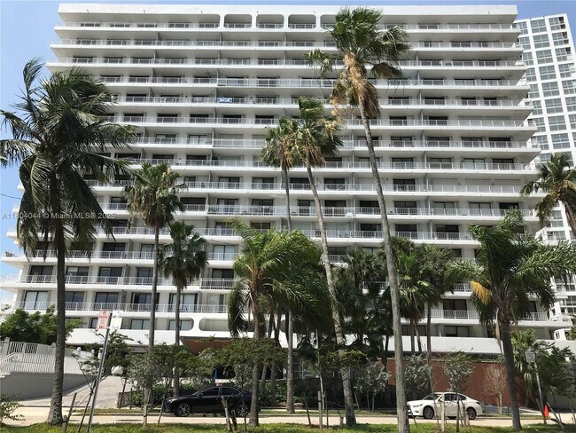 Foto del edificio - 200 SE 15th Rd