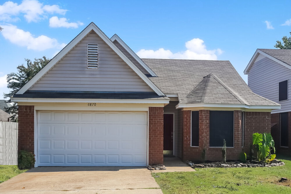 Foto principal - 6870 Dogwood Manor W