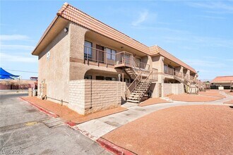 Building Photo - 4300 N Lamont St