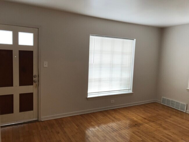 Foto del edificio - 5243 N 49th St